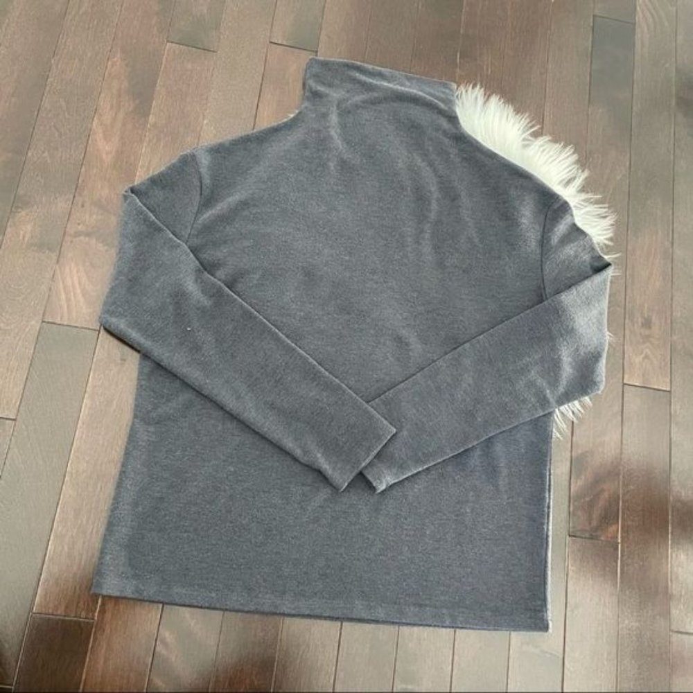 Aritzia Wilfred Free Sweater Size XS